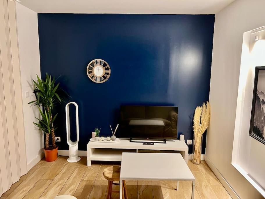Appartement Studio Villeurbanne Bagian luar foto