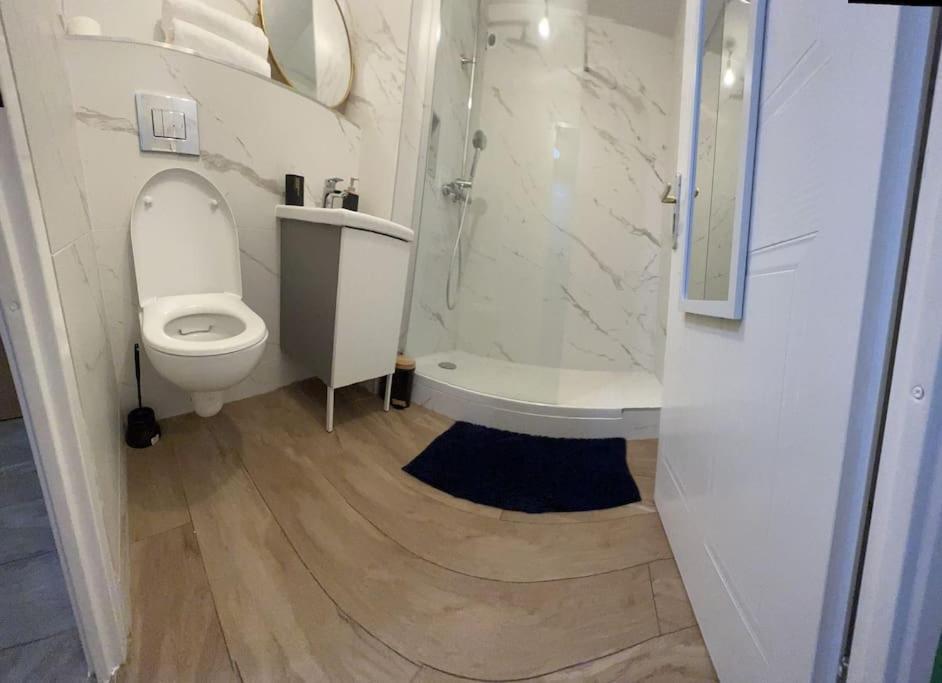 Appartement Studio Villeurbanne Bagian luar foto